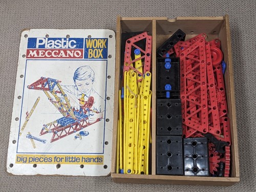 Vintage plastic meccano - vintage,