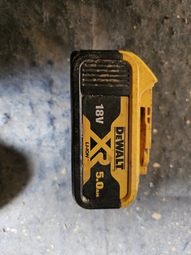 Dewalt 18v 5ah battery fully - 18v,