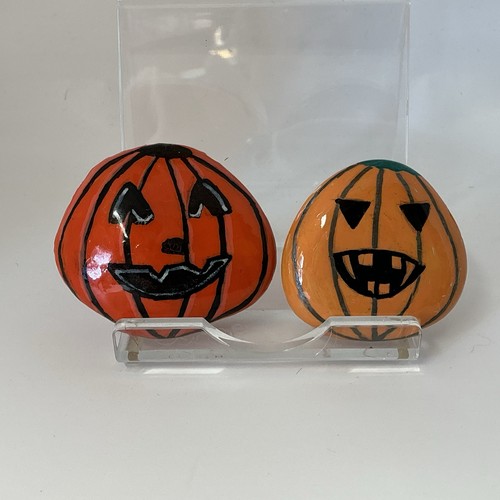 Hand painted - hand,