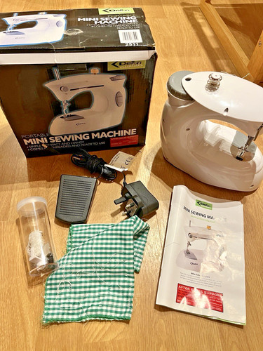 Delta mini sewing machine - mini,