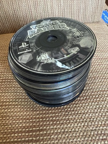 Rare classic scratched ps1 - classic,