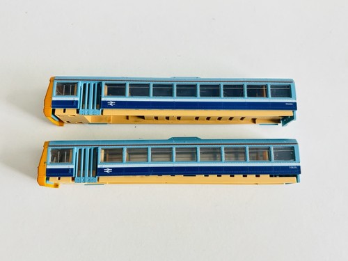 Hornby class 142 pacer dmu - hornby,