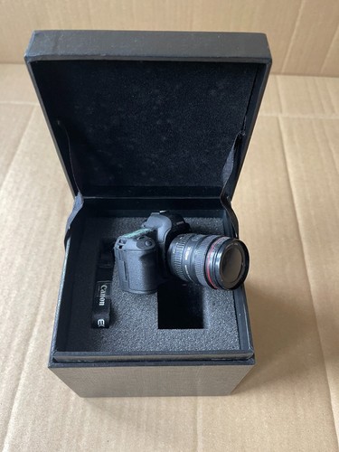 Canon miniature camera eos - canon,