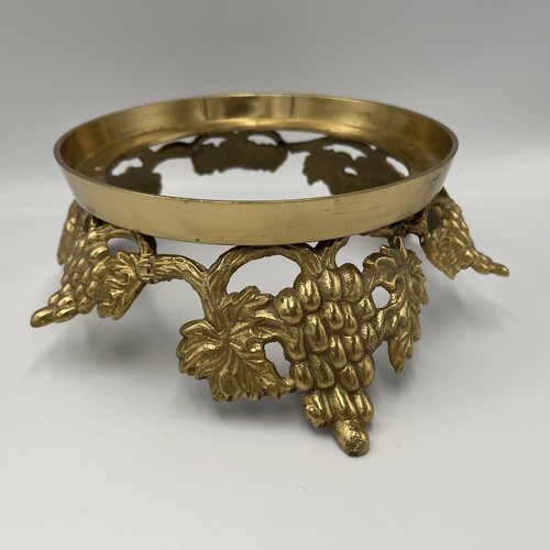 Vtg brass leg - brass, leaf