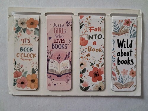Set magnetic bookmarks - of,