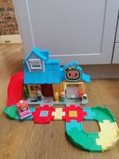 Vtech Toot Toot Drivers Cocomelon JJ's House & Track Playset with Figures