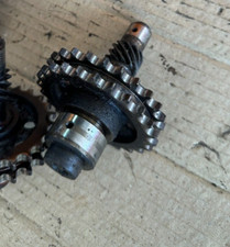 Drive gear mercedes 190e - drive, 2.3