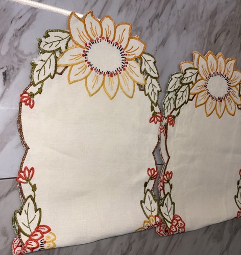 Sunflowers vine table - 2,