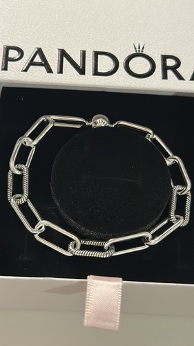 Pandora round clasp - me,