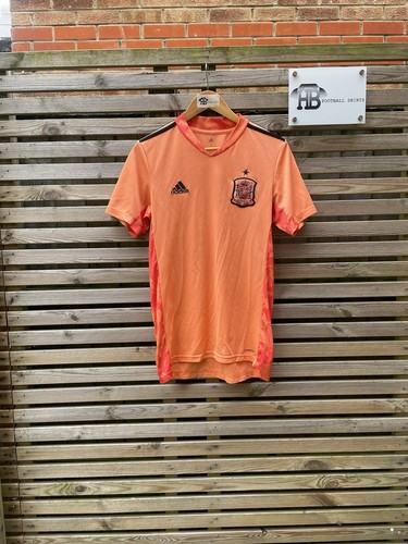 Spain goalkeeper football - spain,