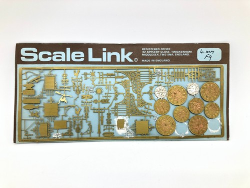 Scale link 4mm - link,