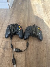 2x Original Microsoft Xbox