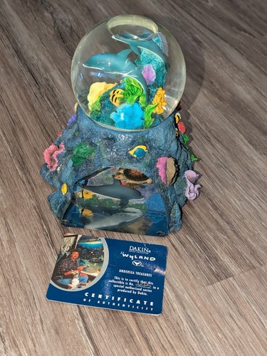 Dakin wyland undersea - dakin,
