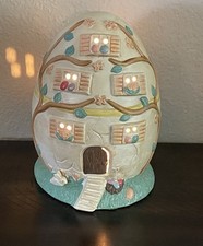 Vintage 90s Easter Egg House