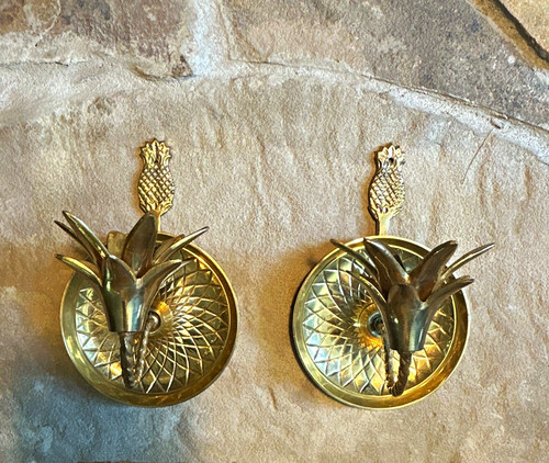 Solid brass pineapple wall - solid,