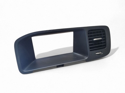 Volvo s60 2011 dash center - s60,