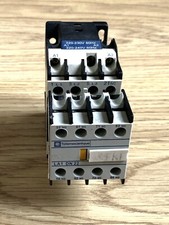 TELEMECANIQUE CONTACTOR 3 POLE