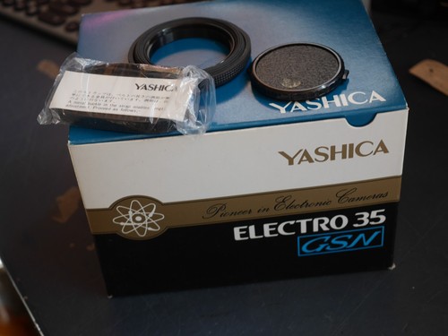 Empty box for yashica - empty,