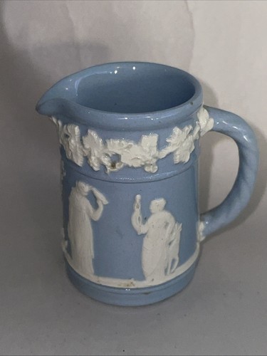 Vintage miniature wedgwood - vintage,
