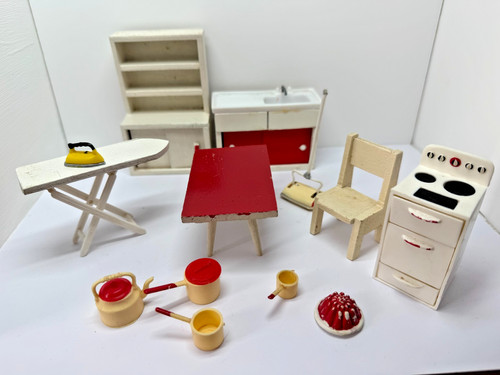 Vintage dollshouse lot - vintage, barton