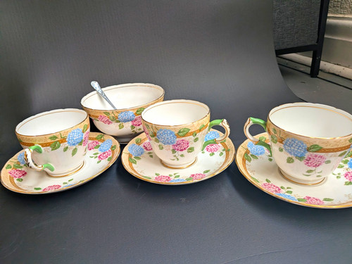 Grosvenor bone china floral - china,