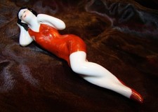 Figurine Bathing Beauty Sexy