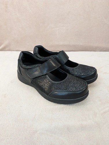 Pavers black leather - uk,