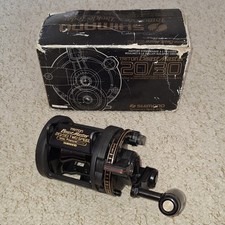 SHIMANO TRITON BEASTMASTER Two Speed 20/30 Saltwater Fishing Reel Used Read Info