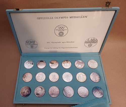 1972 official summer olympics - official,
