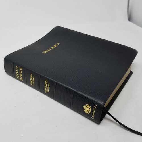 Cambridge holy bible king - holy,