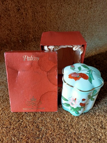 Palissy royal worcester - royal,