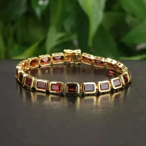 9ct emerald cut lab - emerald,