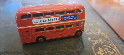 Oxford diecast routemaster bus - diecast,