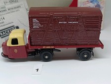 LLEDO TRACKSIDE 1.76  SCAMMELL SCARAB & Container British Rail DG148000 OO GAUGE