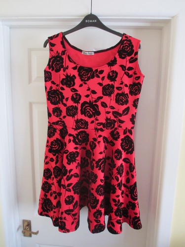 Red and black floral - red, skater