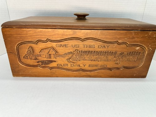 Vintage rustic pine wood bread - rustic,