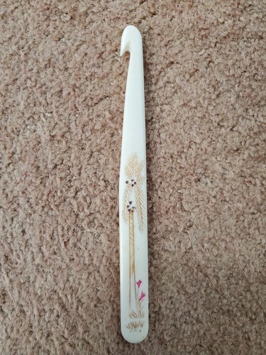 Antique vintage crochet hook - antique,