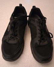 SKECHERS RELAXED FIT,MEMORY FOAM MENS LACE UP TRAINERS SIZE UK 10 GREAT COND