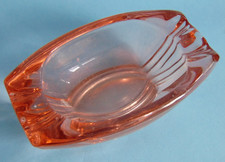 Vintage nostalgic retro 15cm x 9cm pink glass Ashtray, Trinket or Jewellery Dish