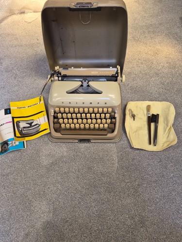 Vintage 1961 triumph perfekt - triumph, +