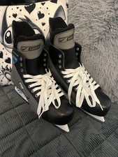 Nike Bauer Supreme Skates Size