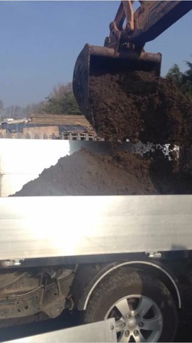 Topsoil manure mix delivered - topsoil,