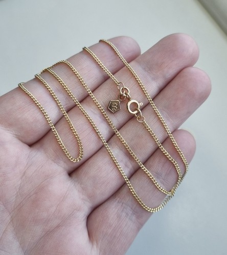 9ct yellow gold hallmarked - yellow,