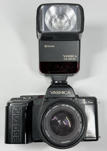 Yashica 230 35mm slr - 230-af, film