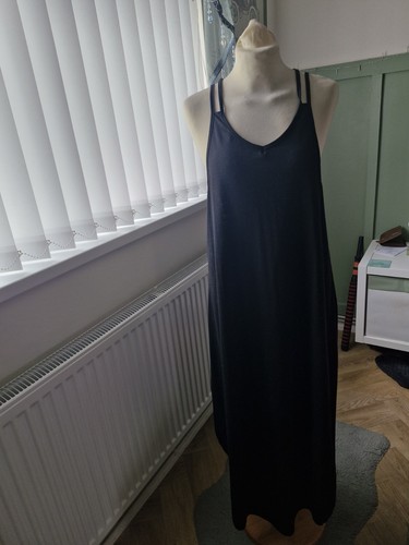 Ladies dresses bulk buy size - 3,