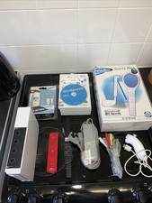 Nintendo Wii Console +cables, Controller 6 Games A Sports Pack & Spare Battery.