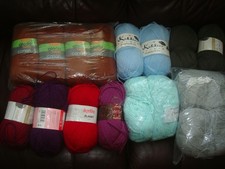job lot  knitting yarn 15 x 100 g