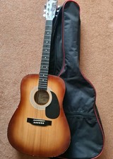 Encore Dreadnought  EN1 55SB Acoustic Guitar ~ Sunburst With Bag