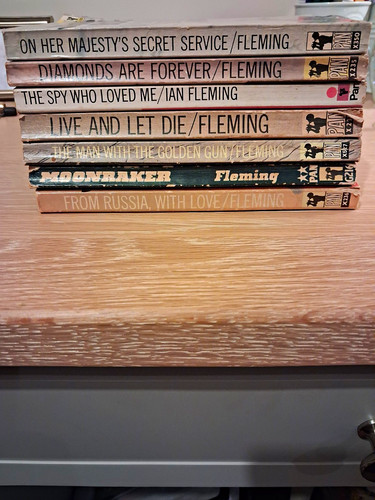 Ian fleming pan - ian, books