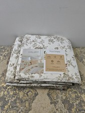 Laura Ashley - Queen Quilt